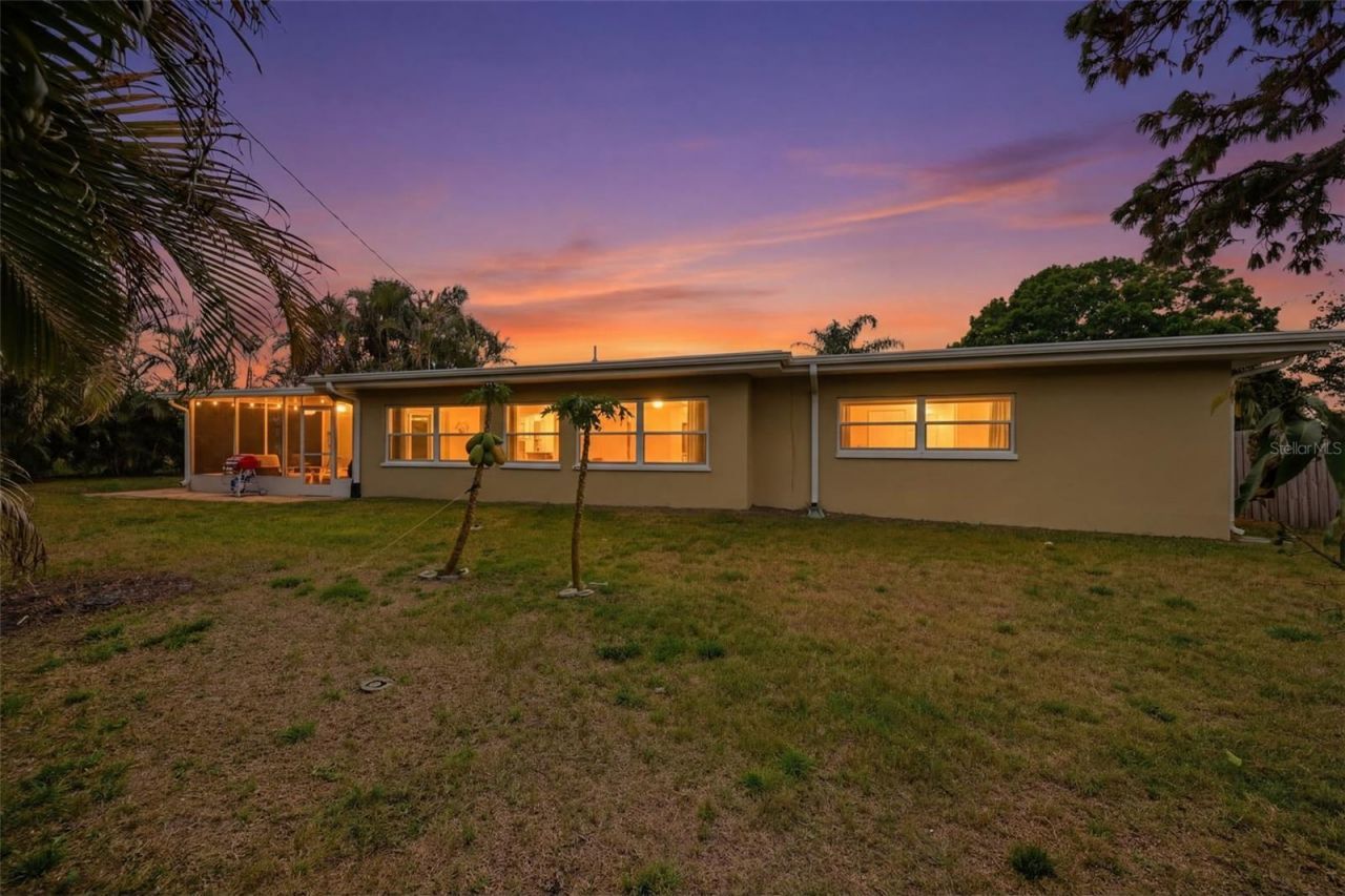 2036 W Ridge Drive, Clearwater, FL 33763 Photo