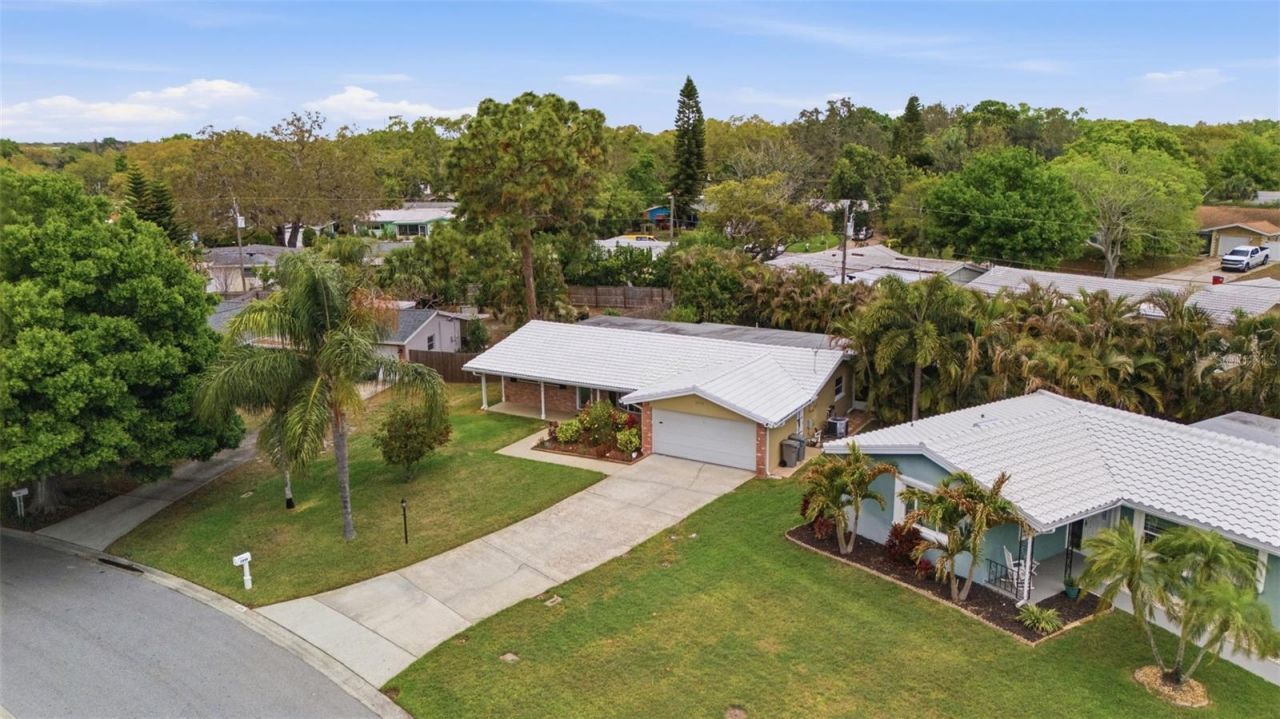 2036 W Ridge Drive, Clearwater, FL 33763 Photo