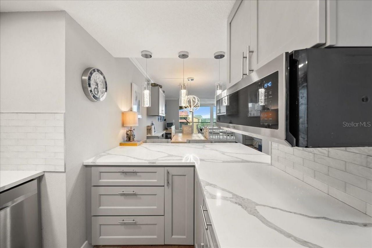 8750 Midnight Pass Road, Unit 501, Sarasota, FL 34242 Photo