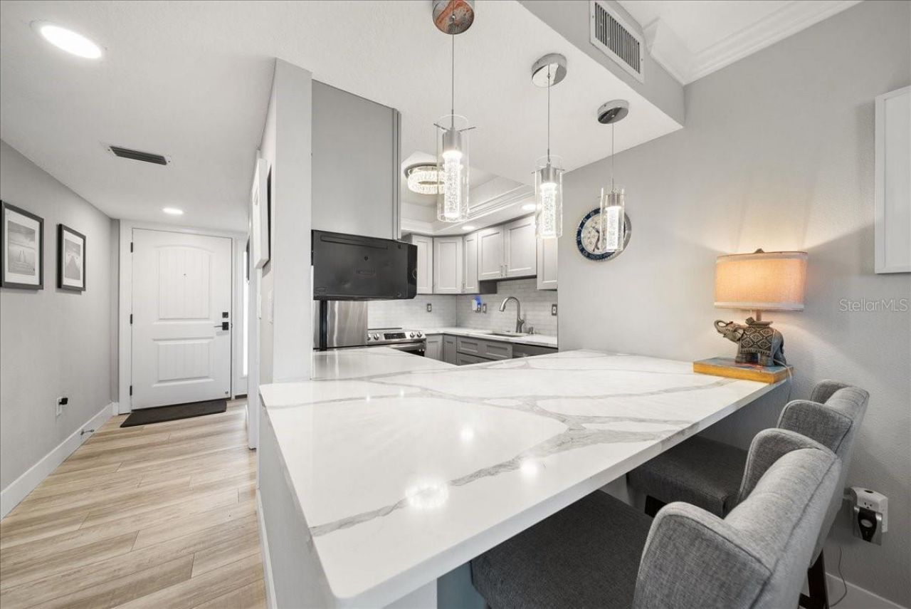 8750 Midnight Pass Road, Unit 501, Sarasota, FL 34242 Photo