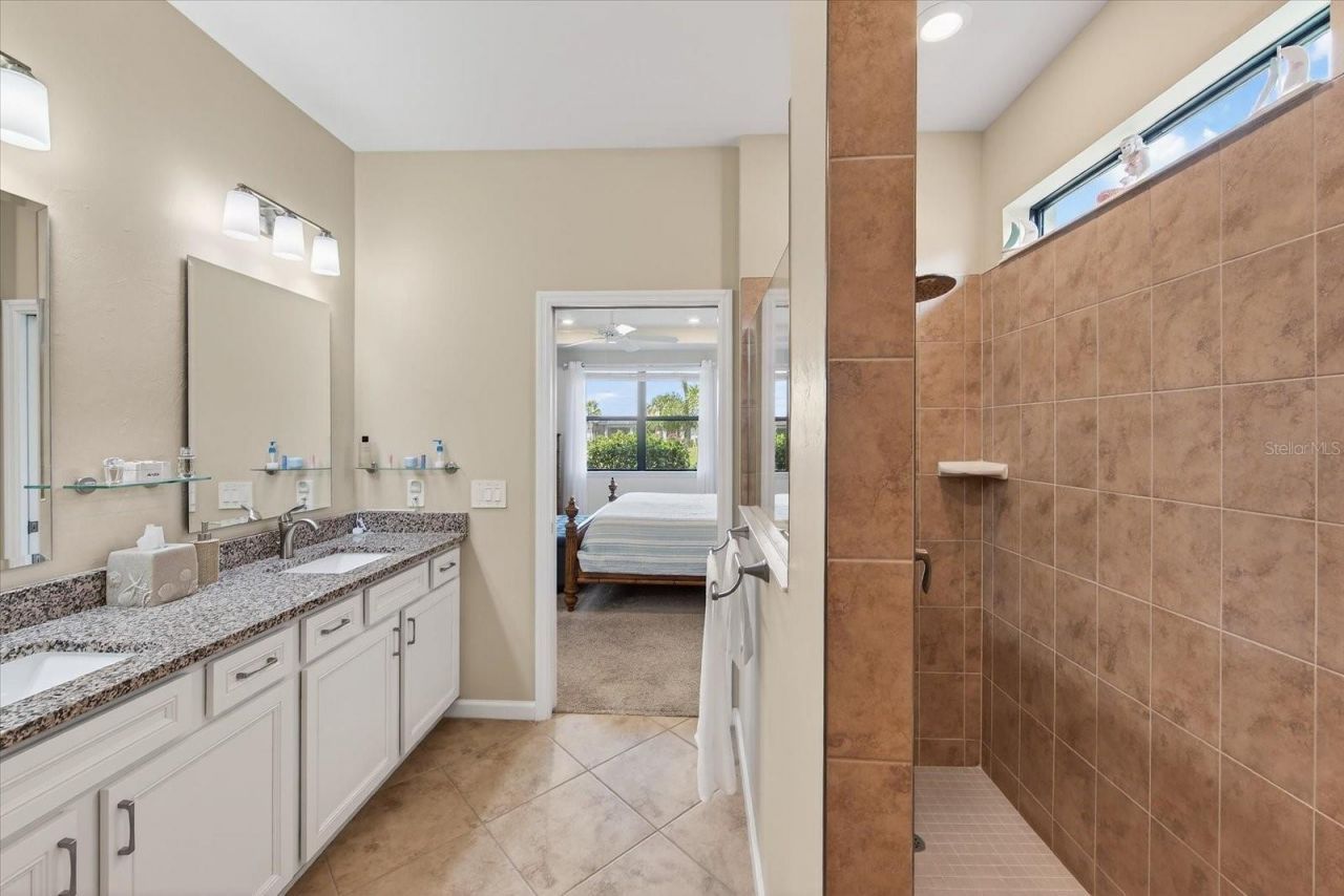 17905 Manchester Place, Bradenton, FL 34202 Photo