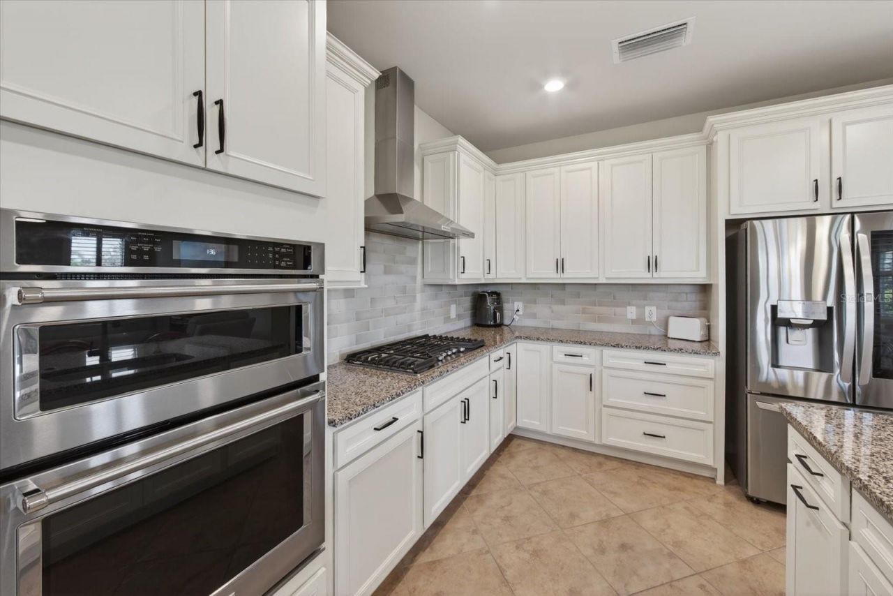 17905 Manchester Place, Bradenton, FL 34202 Photo