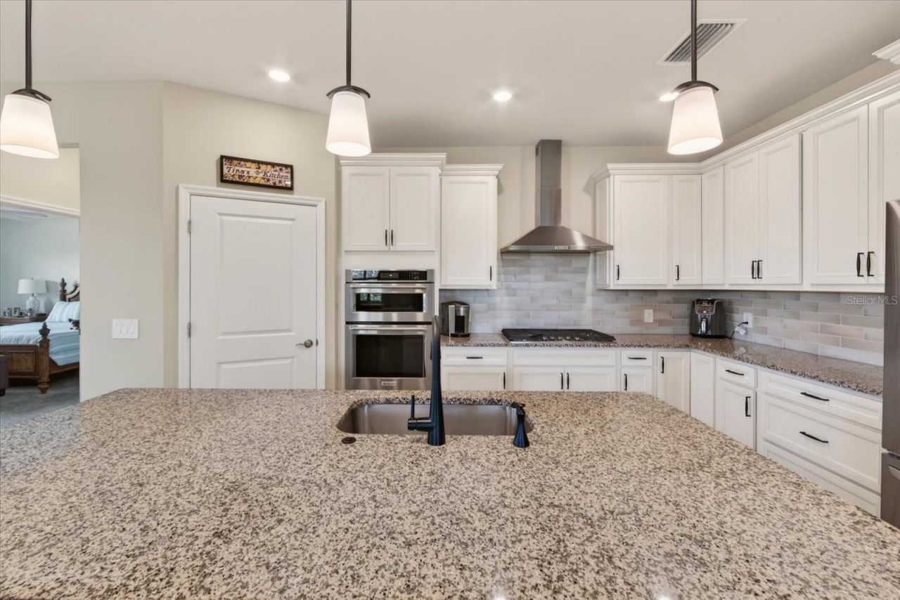 17905 Manchester Place, Bradenton, FL 34202 Photo