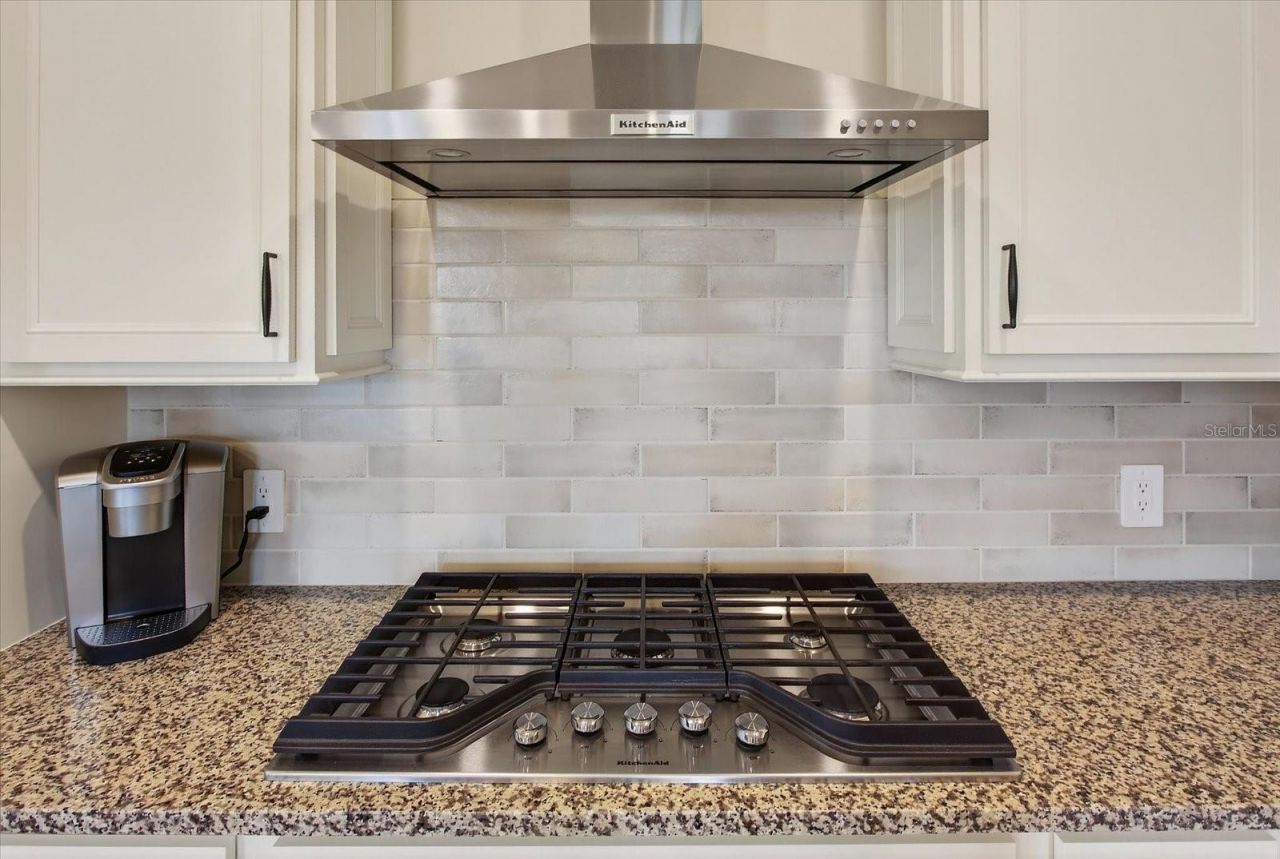 17905 Manchester Place, Bradenton, FL 34202 Photo