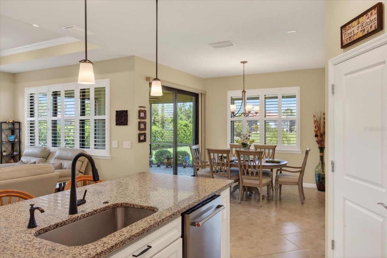 17905 Manchester Place, Bradenton, FL 34202 Photo