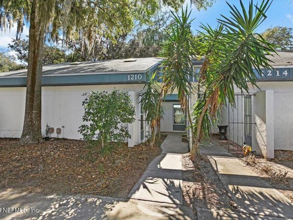 1210 WONDERWOOD Drive, Jacksonville, FL 32233