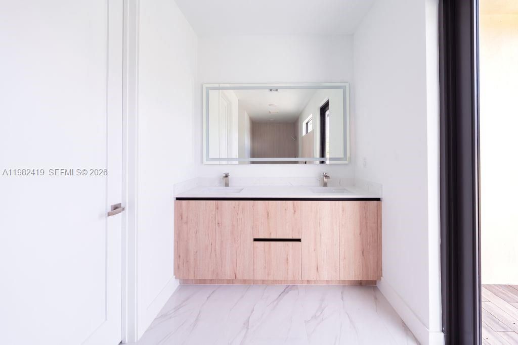 17921 SW 149th Ct , Miami, FL 33187 Photo