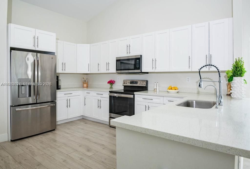 8325 NW 161st Ter, Unit 8325, Miami Lakes, FL 33016 Photo