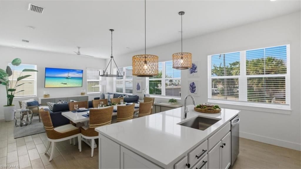 129 Pearl St, Fort Myers Beach, FL 33931 Photo