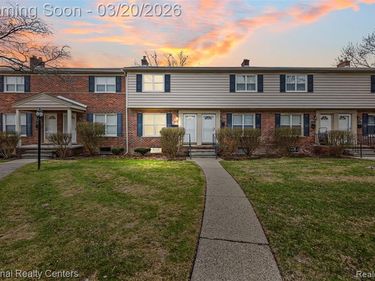 3352 Coolidge Highway, Royal Oak, MI 48073