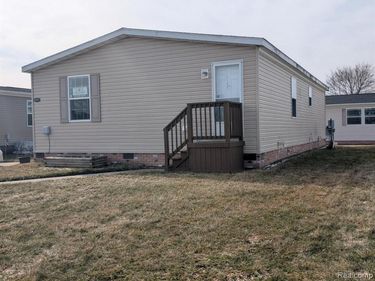 11724 Cedarbrook Drive, Green Oak Twp, MI 48178