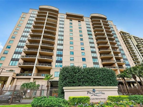 232 LAKE MARINA Drive , Unit 3-C, New Orleans, LA 70124