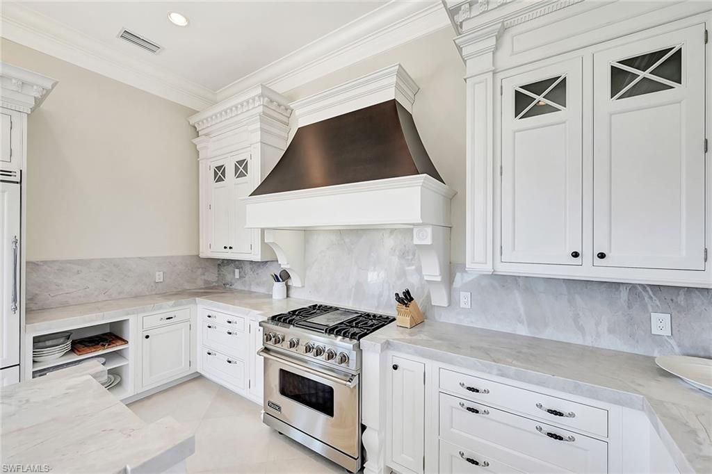 2052 Isla Vista Ln, Naples, FL 34105 Photo