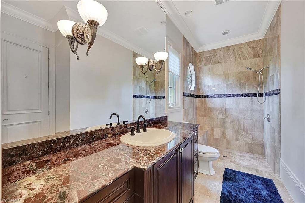 2052 Isla Vista Ln, Naples, FL 34105 Photo