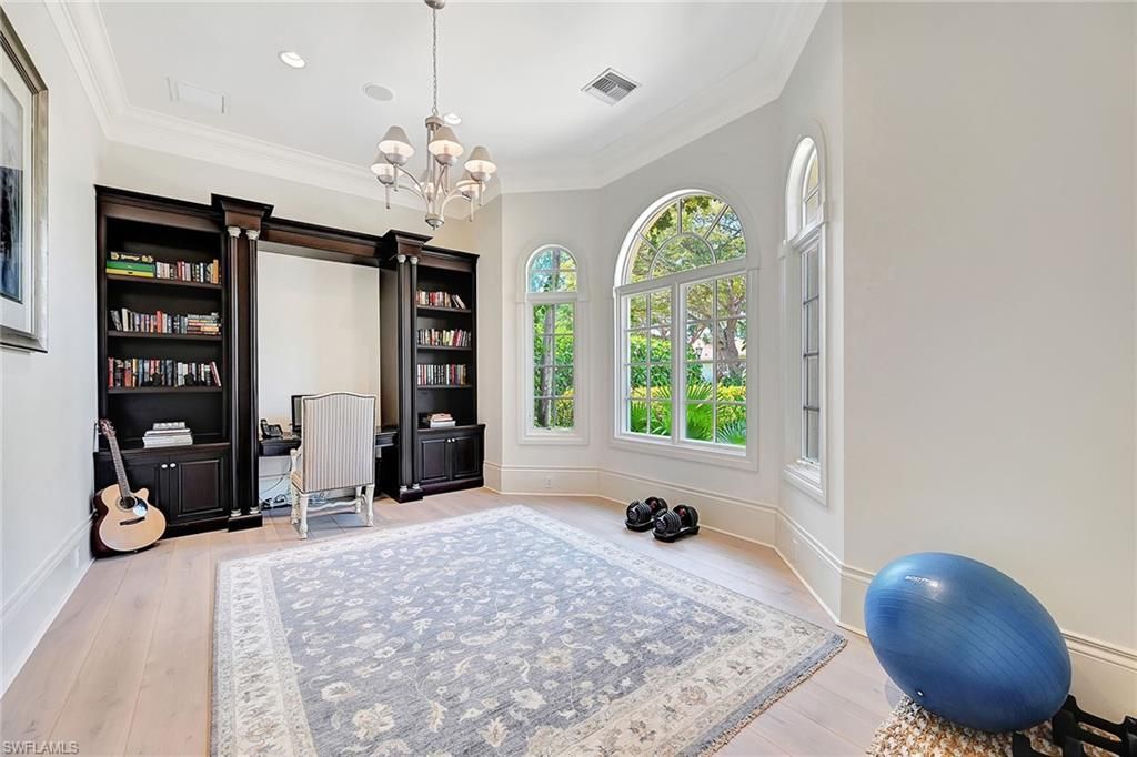 2052 Isla Vista Ln, Naples, FL 34105 Photo