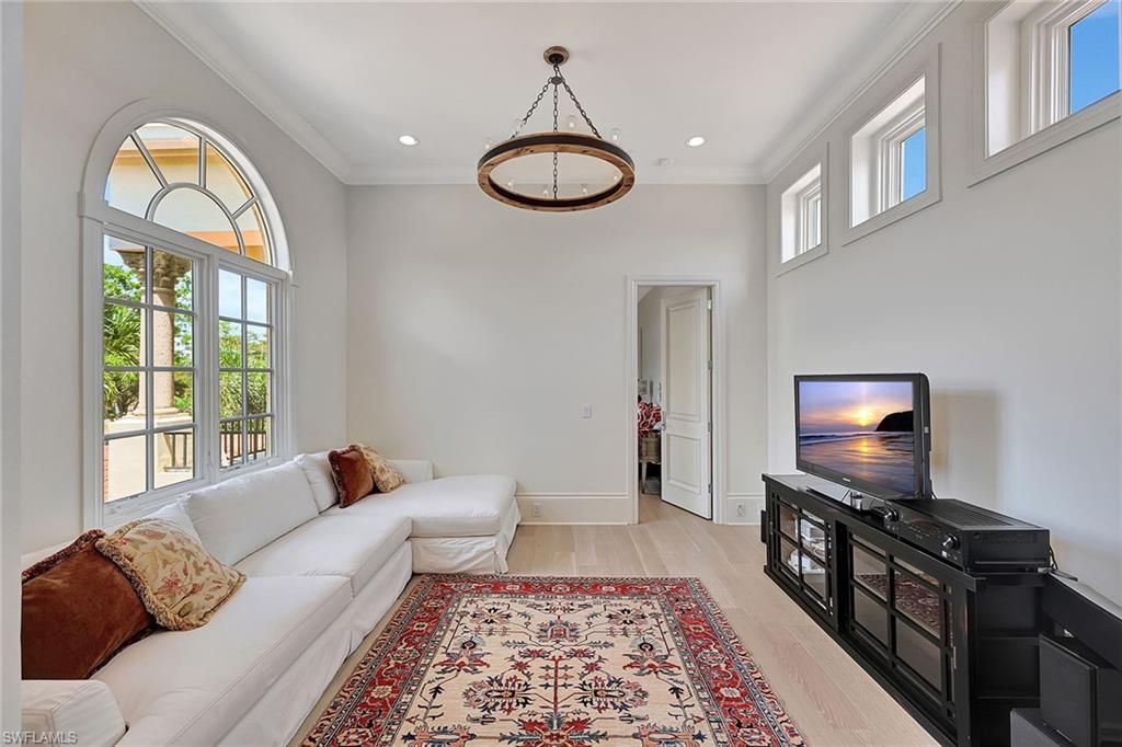 2052 Isla Vista Ln, Naples, FL 34105 Photo