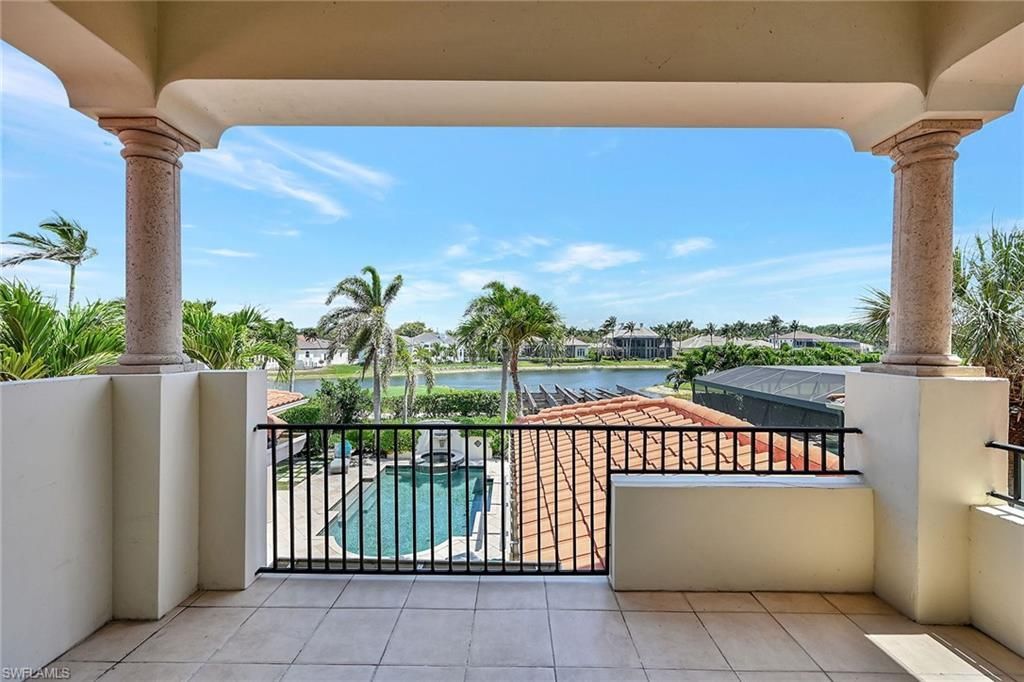 2052 Isla Vista Ln, Naples, FL 34105 Photo