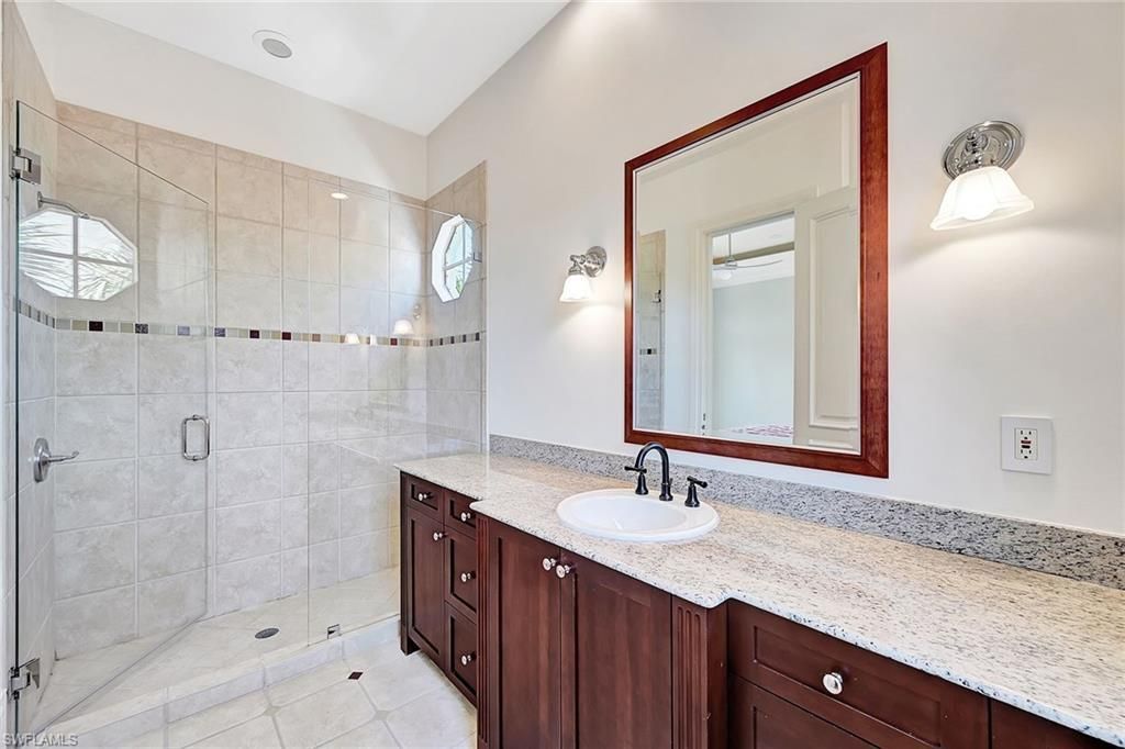 2052 Isla Vista Ln, Naples, FL 34105 Photo