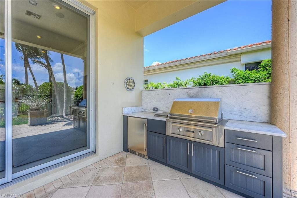 2052 Isla Vista Ln, Naples, FL 34105 Photo