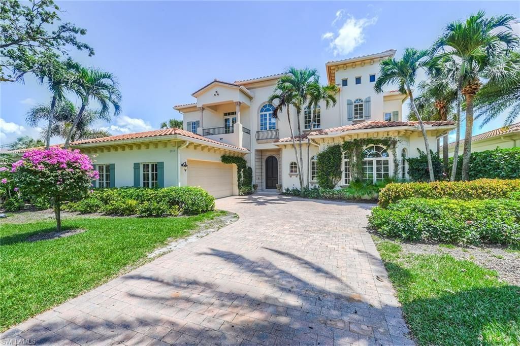 2052 Isla Vista Ln, Naples, FL 34105 Photo