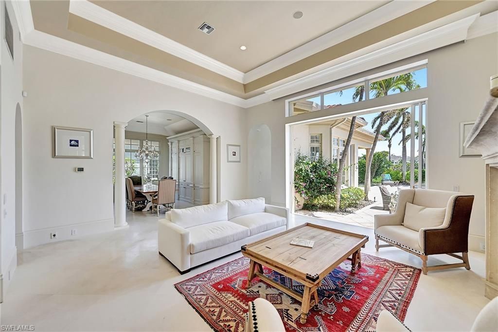 2052 Isla Vista Ln, Naples, FL 34105 Photo
