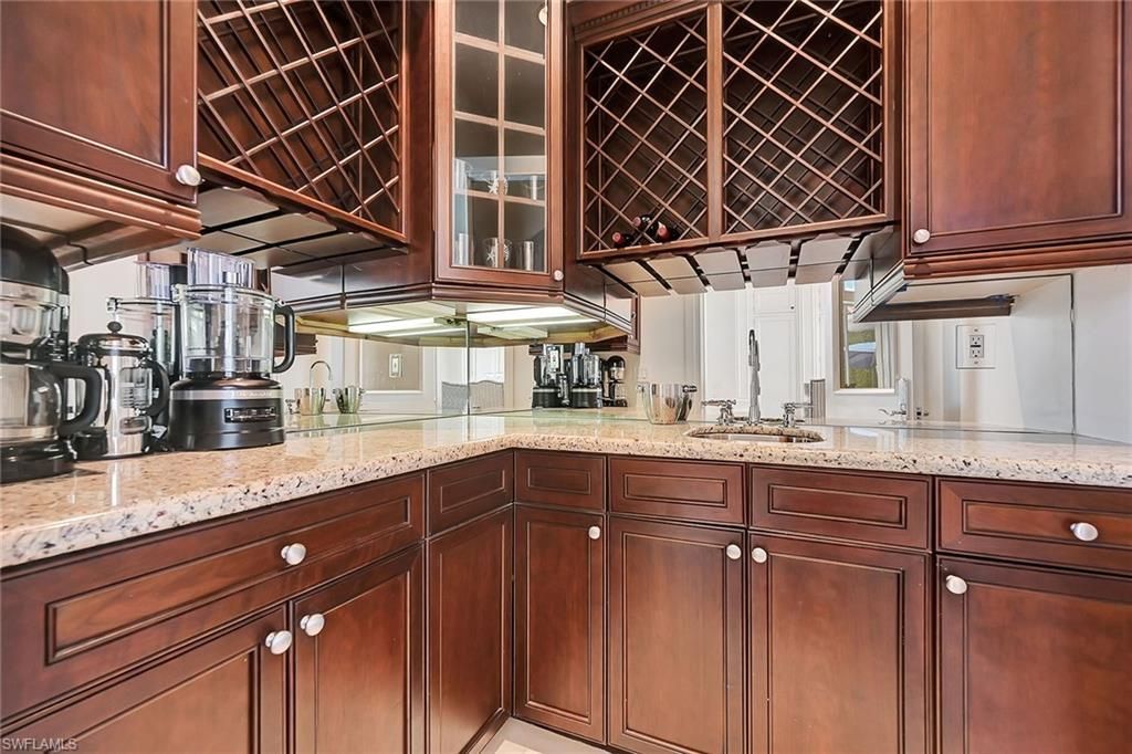 2052 Isla Vista Ln, Naples, FL 34105 Photo