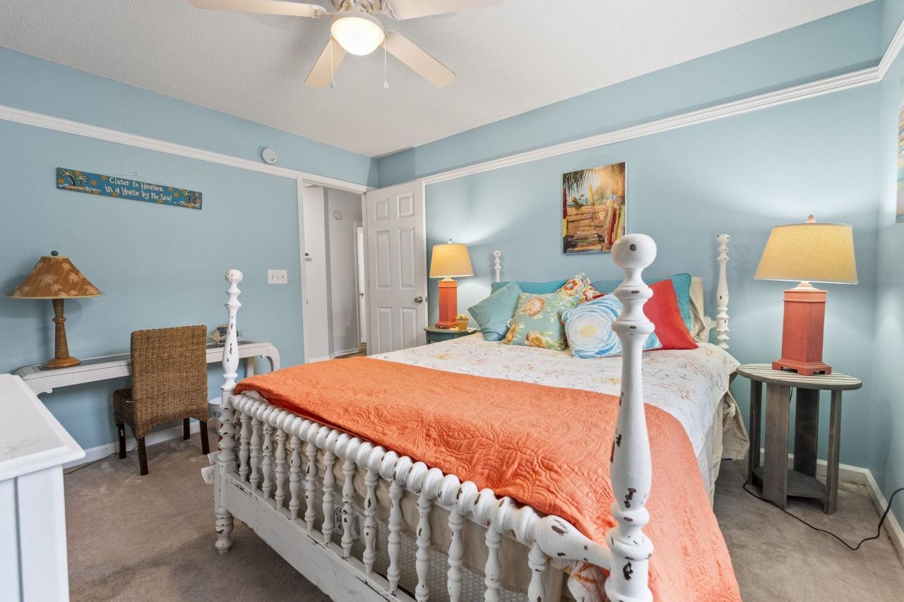 353 Worthington Circle Photo 19