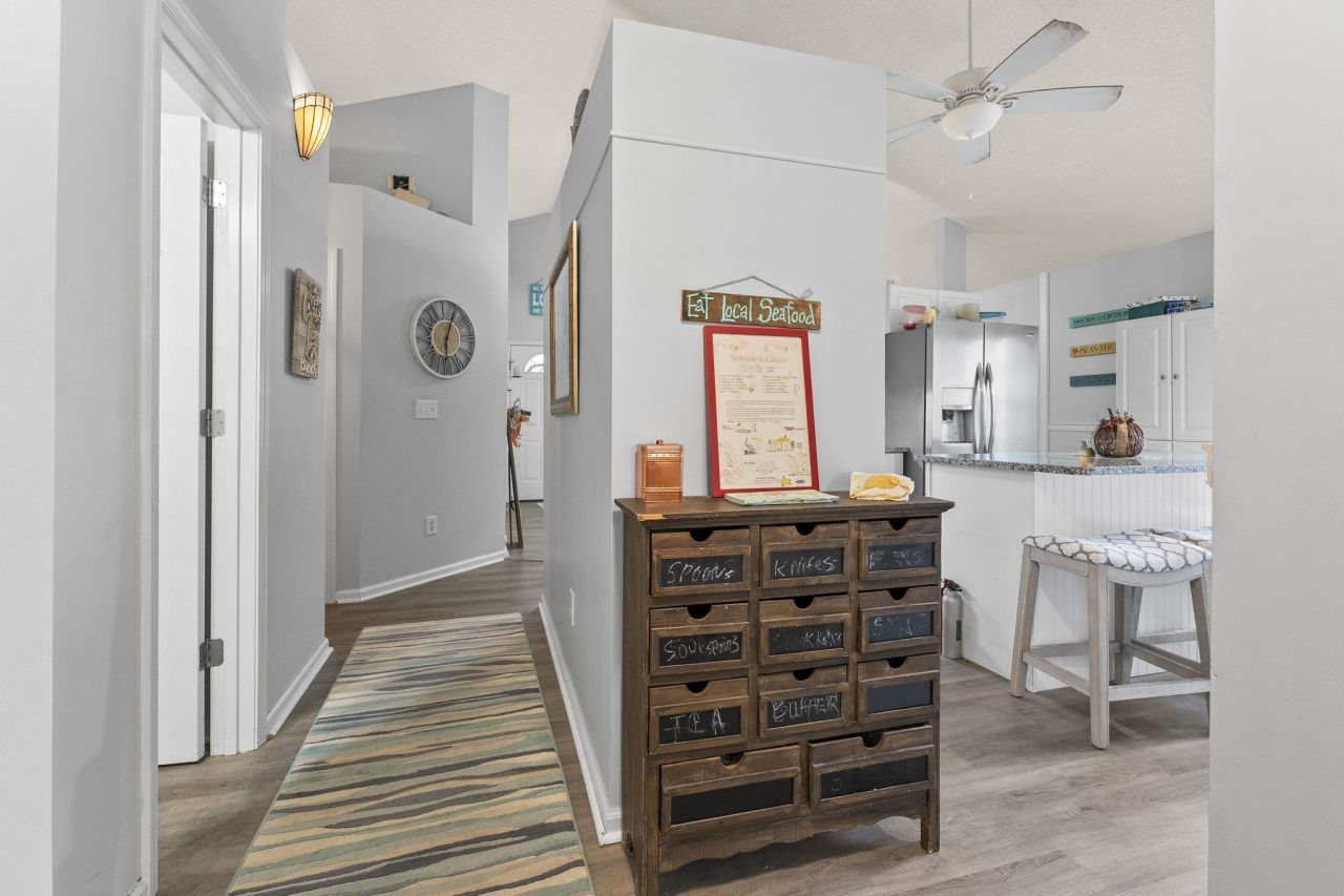 353 Worthington Circle Photo 21