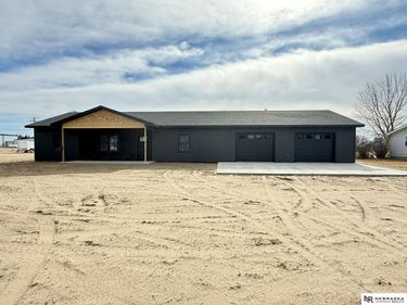 903 West B Street , Valentine, NE 69201