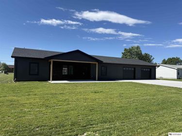 903 West B Street, Valentine, NE 69201