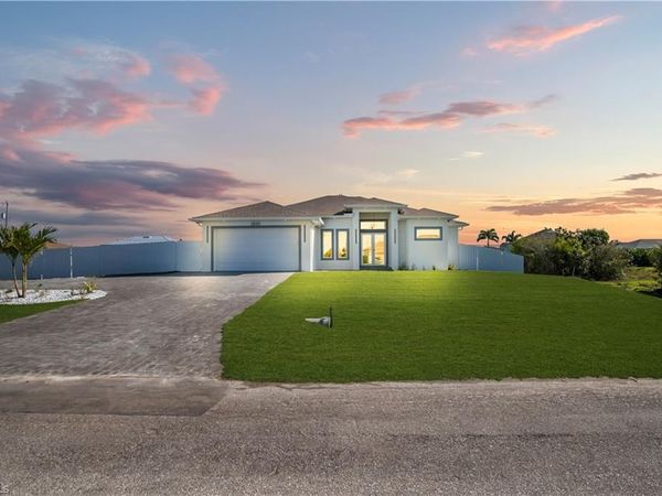 2828 NW 5th TER, CAPE CORAL, FL 33993