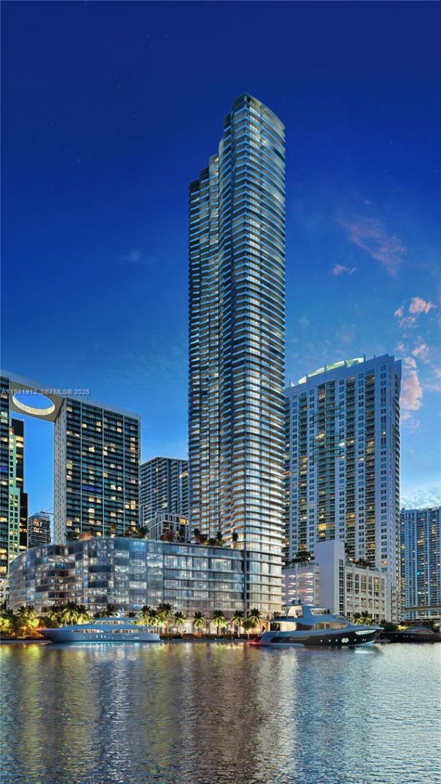 99 SE 5th St , Unit 3101, Miami, FL 33131 Photo