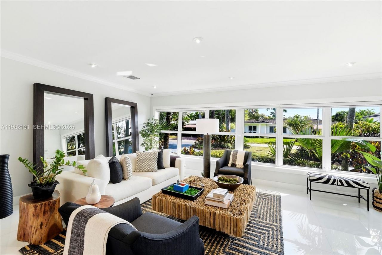 1133 NE 88th St, Miami, FL 33138 Photo