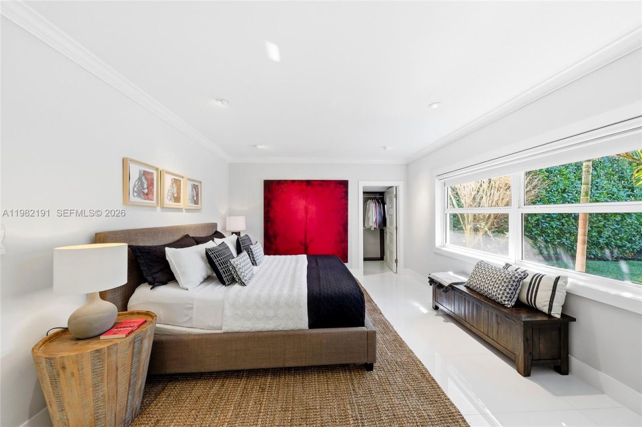 1133 NE 88th St, Miami, FL 33138 Photo