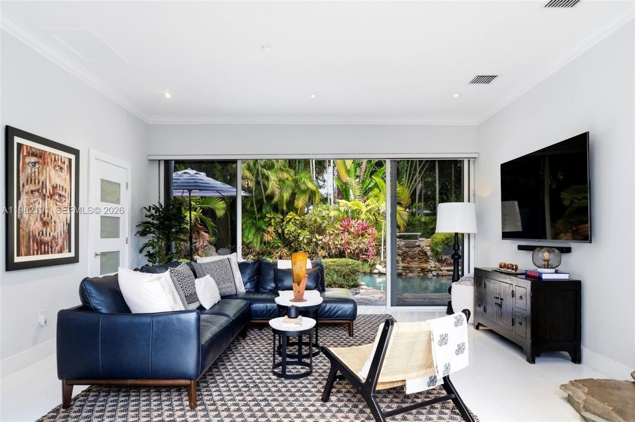 1133 NE 88th St, Miami, FL 33138 Photo