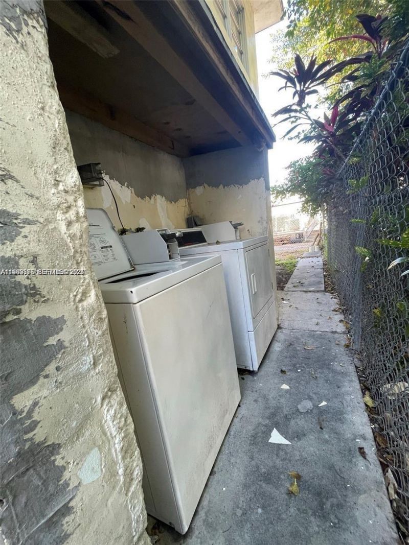 7600 Dickens Ave , Unit 3, Miami Beach, FL 33141 Photo