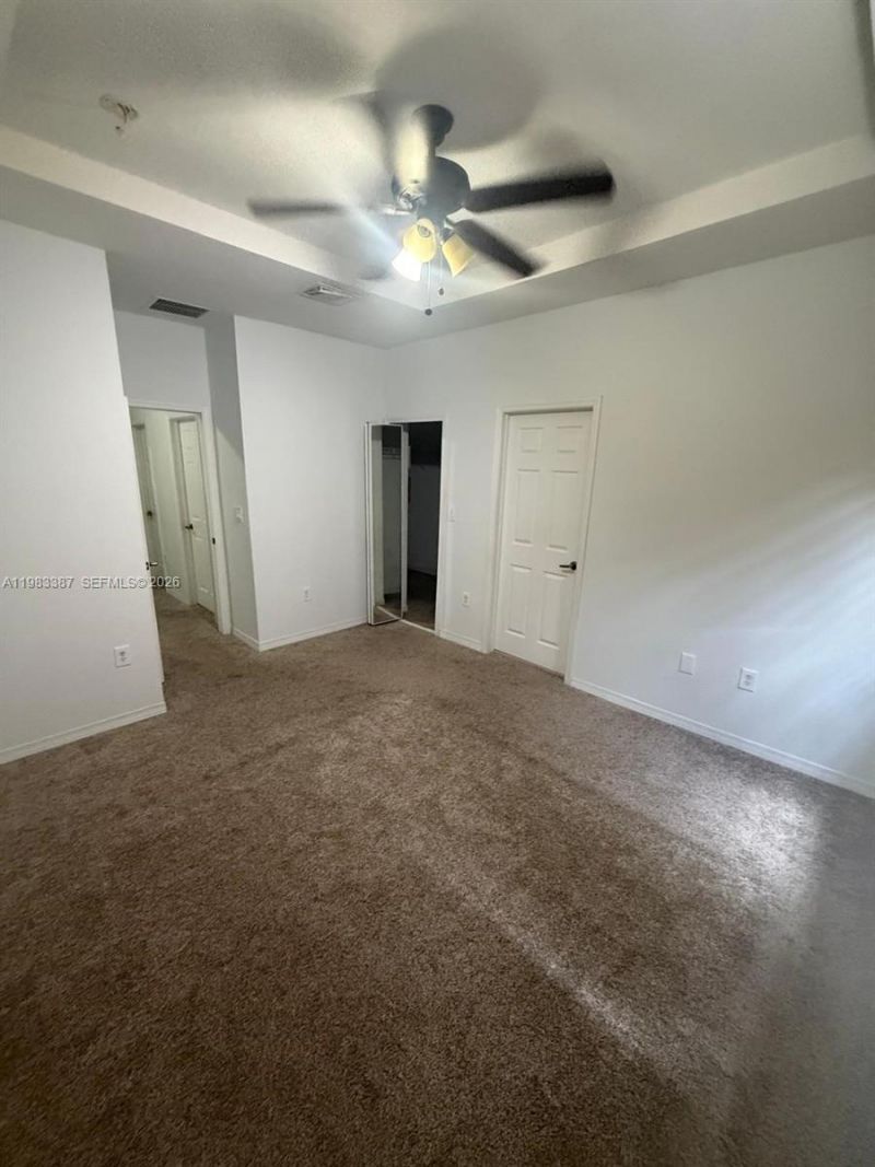 10776 NW 83rd Ter, Unit 1-19, Doral, FL 33178 Photo