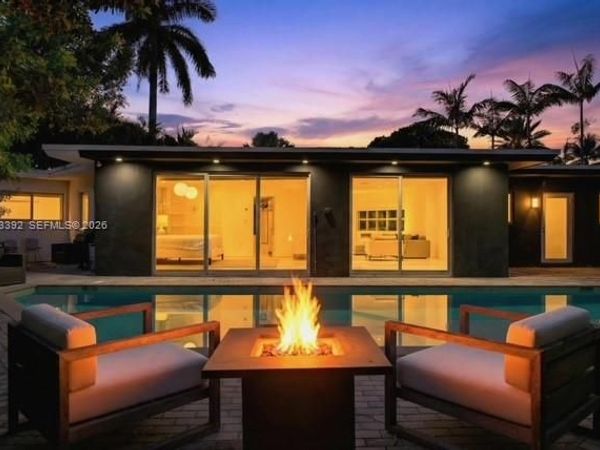 1000 N Shore Dr, Miami Beach, FL 33141