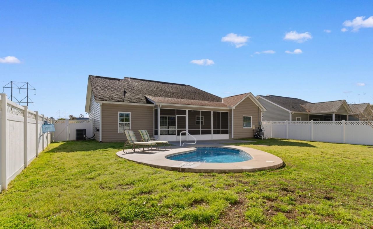 313 Basswood Ct. Photo 32