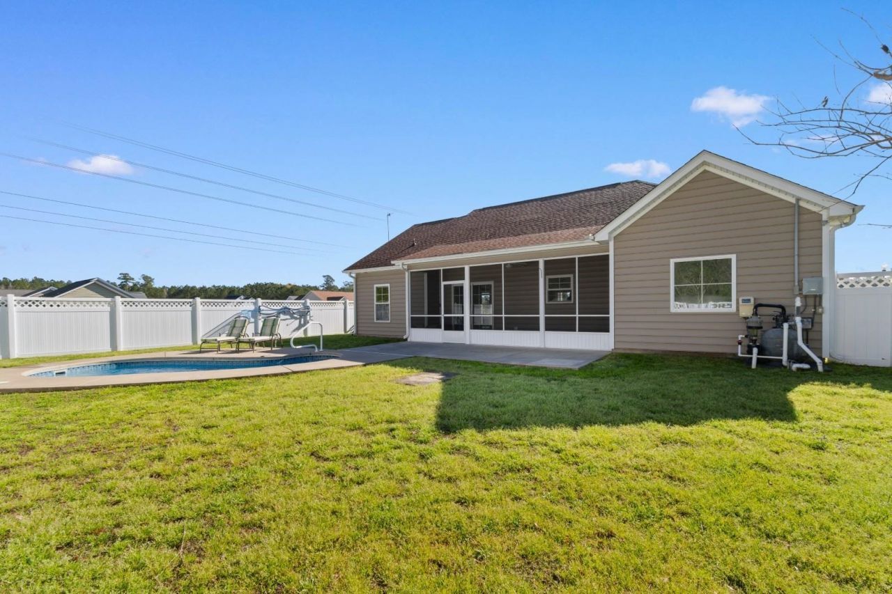 313 Basswood Ct. Photo 34