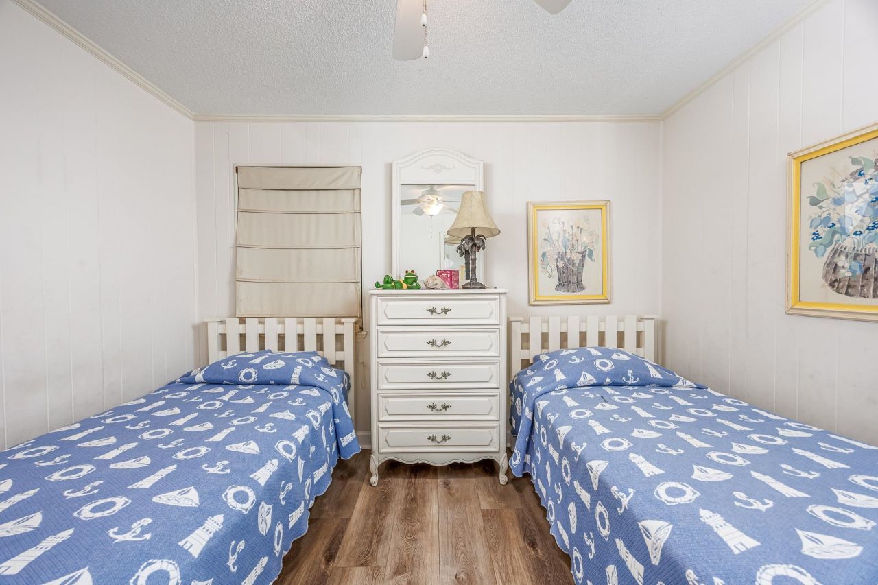 5001 N Ocean Blvd.  Photo 16