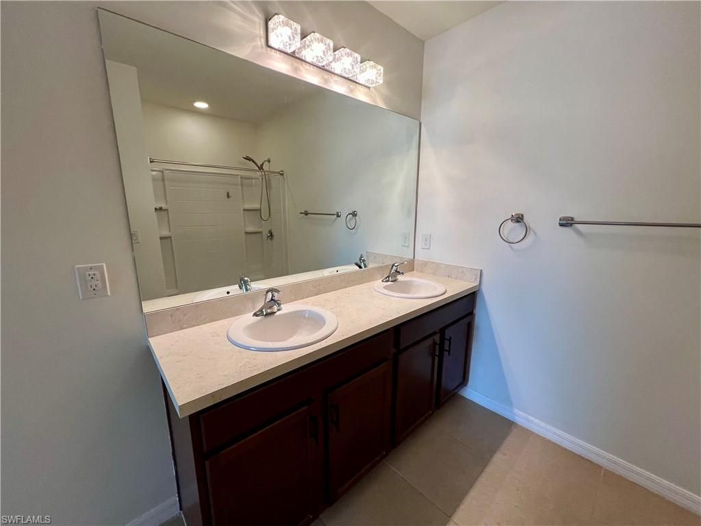 10293 Silver Pond Ln , Lehigh Acres, FL 33936 Photo