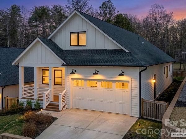 40 Hidden Pond Lane, Brevard, NC 28712