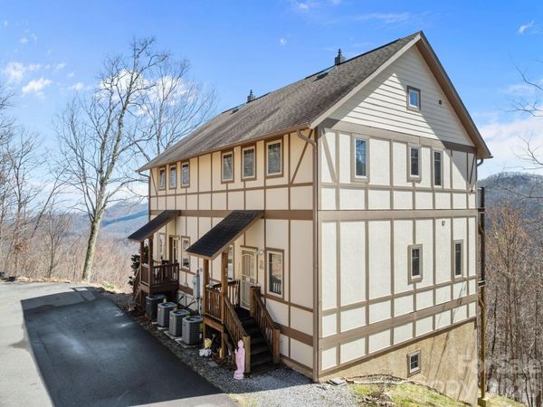 5 Lila Lane, Unit B, Clyde, NC 28721