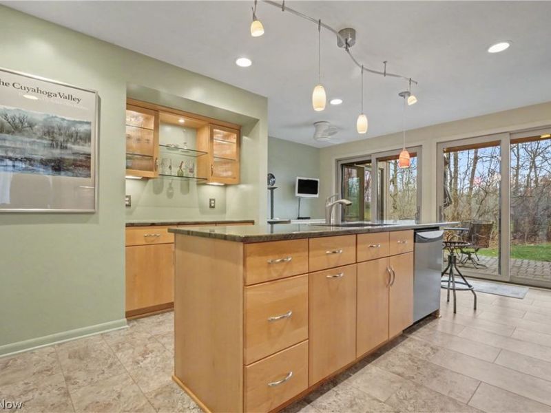 716-7 Claridge Lane, Aurora, OH 44202 Photo 12