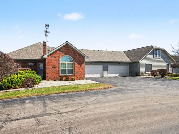 16231 Michigan Avenue , South Holland, IL 60473