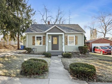 111 E Green Street, Watertown, WI 53098