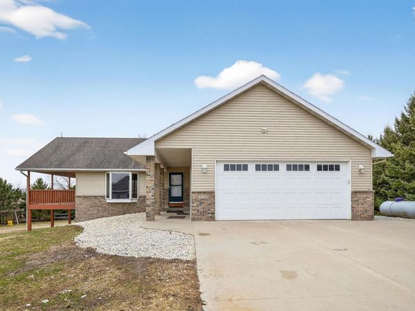 72329 320th Street, Racine, MN 55967