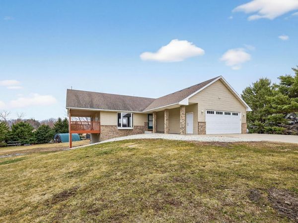 72329 320th Street, Racine, MN 55967