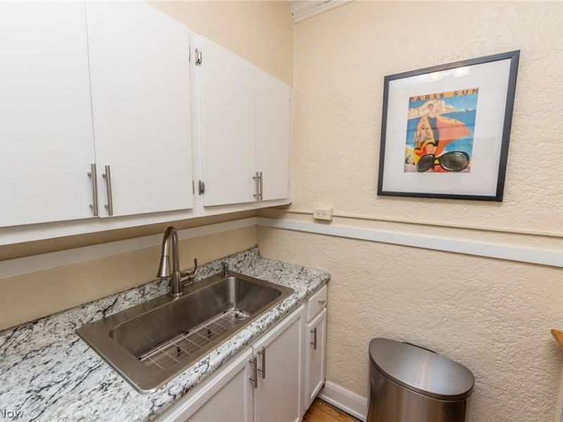 2330 Euclid Heights Boulevard, Unit 105, Cleveland Heights, OH 44106 Photo 15